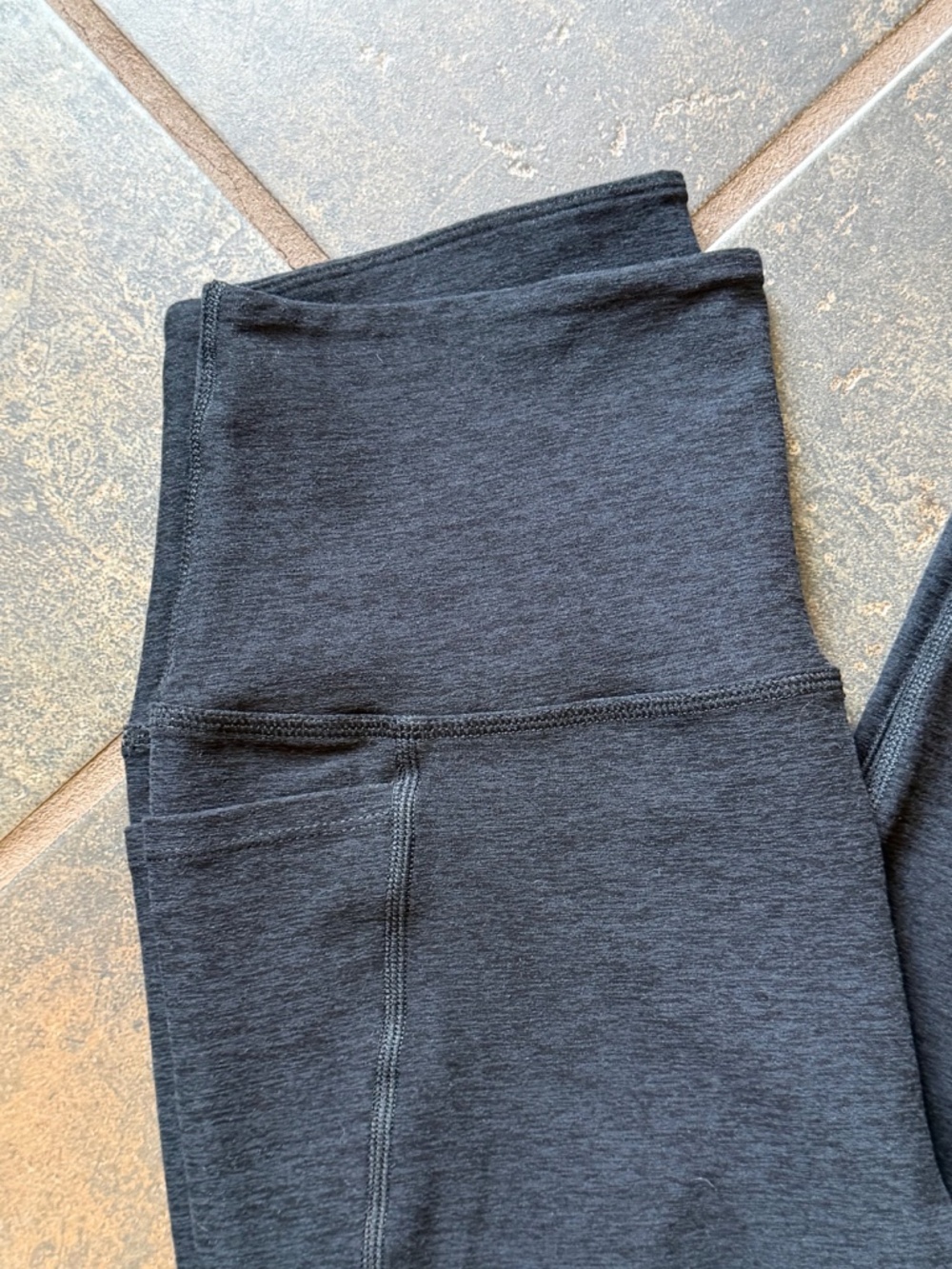 Beyond Yoga Spacedye Out Of Pocket High Waisted Leggings Darkest Night Large - Picture 7 of 16